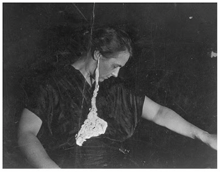 Mina Crandon - Ectoplasm